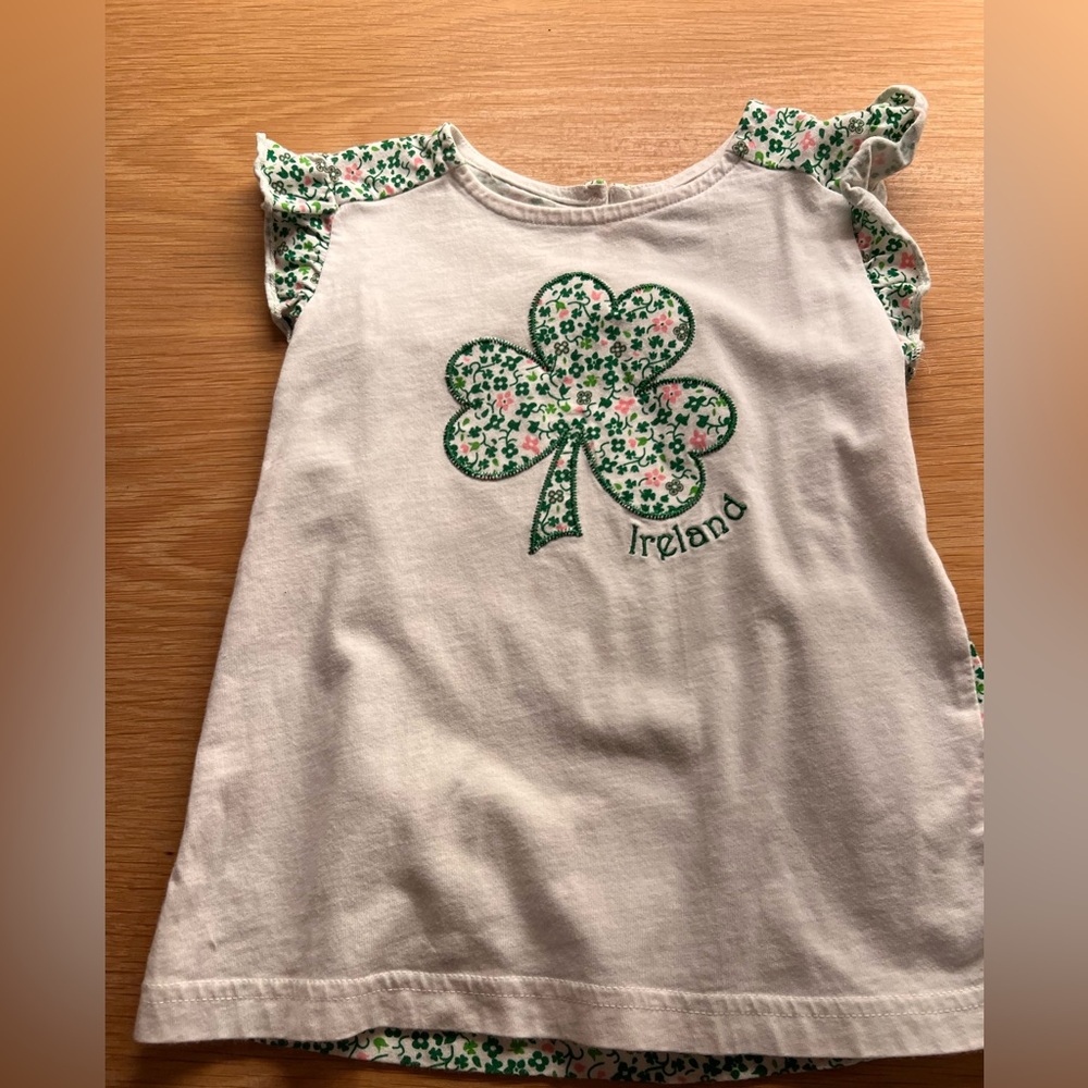 Floral Shamrock Ireland Kids Top size 5-6 years